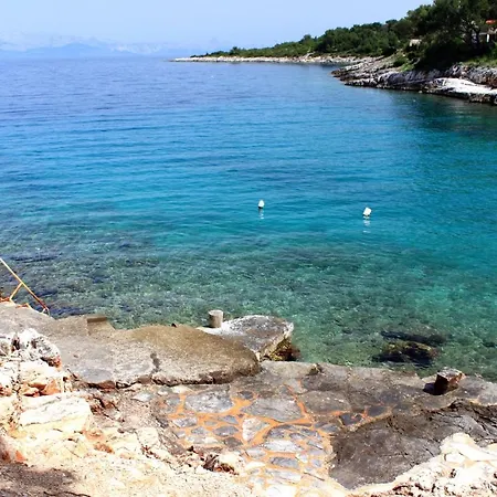 Apartment By The Sea Basina, Hvar - 542 Vrbanj