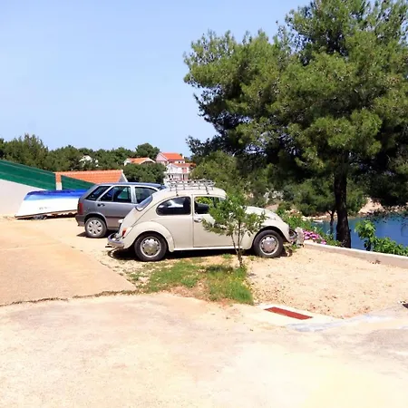 Apartment By The Sea Basina, Hvar - 542 Vrbanj